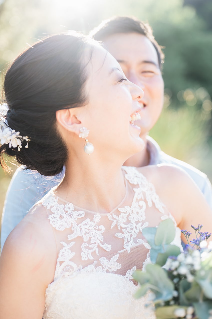 Couple de mariés en provence