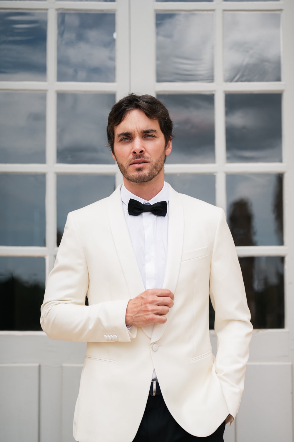 Groom Portrait Château de la Gaude